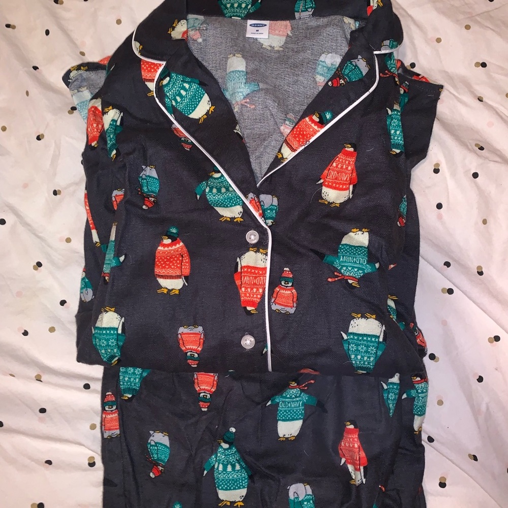 Old navy pajama set